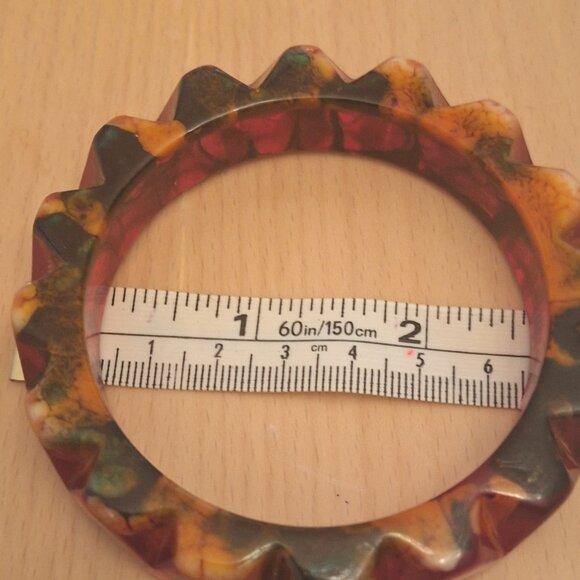 FABULOUS REAR 1930'S BAKELITE GEAR BANGLE BRACELET - Picture 5 of 15